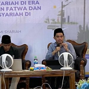 Bahas Fintech Syariah, HIMAPRODI HES UNKAFA Hadirkan Gus Ebit dalam Seminar Nasional